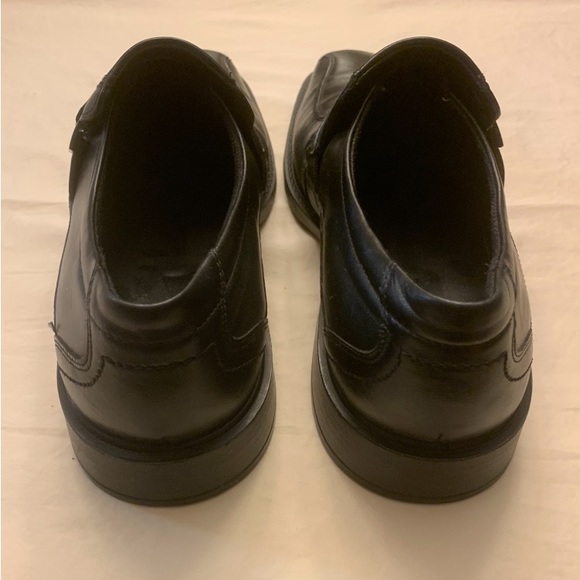 NEW Ecco Men’s Leather Slip-On’s, Color: Black, Size 13M - Picture 2 of 4